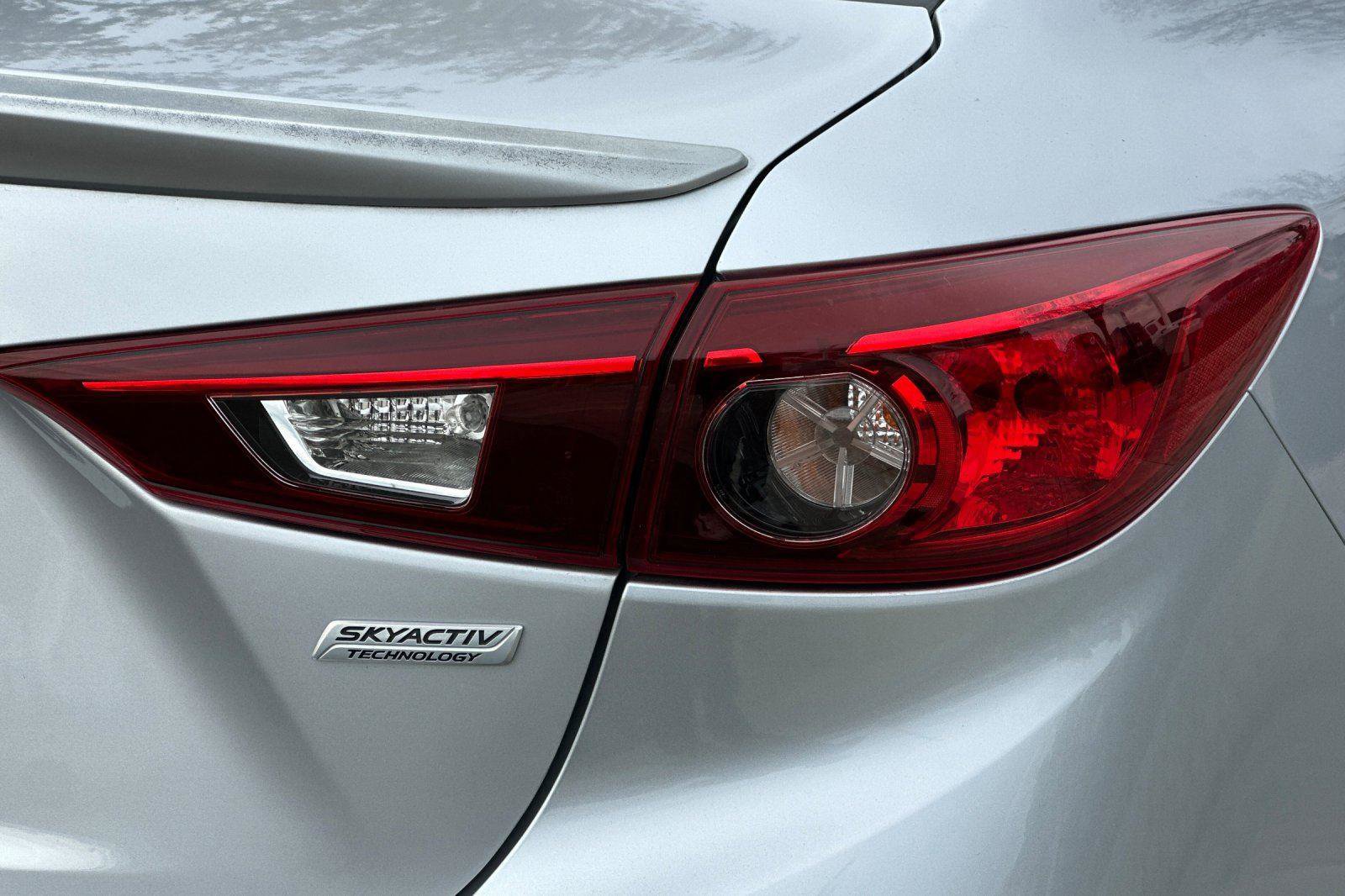 Used 2017 MAZDA MAZDA3 Touring w/ Popular Equipment Package image 26