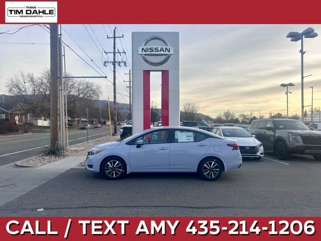 New 2025 Nissan Versa SV w/ Trunk Package FWD image 1