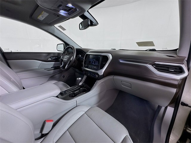 Used 2017 GMC Acadia SLT image 34