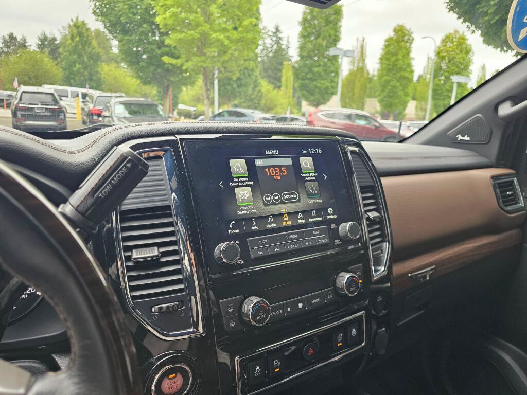 Used 2021 Nissan Titan Platinum Reserve AWD/4WD image 26