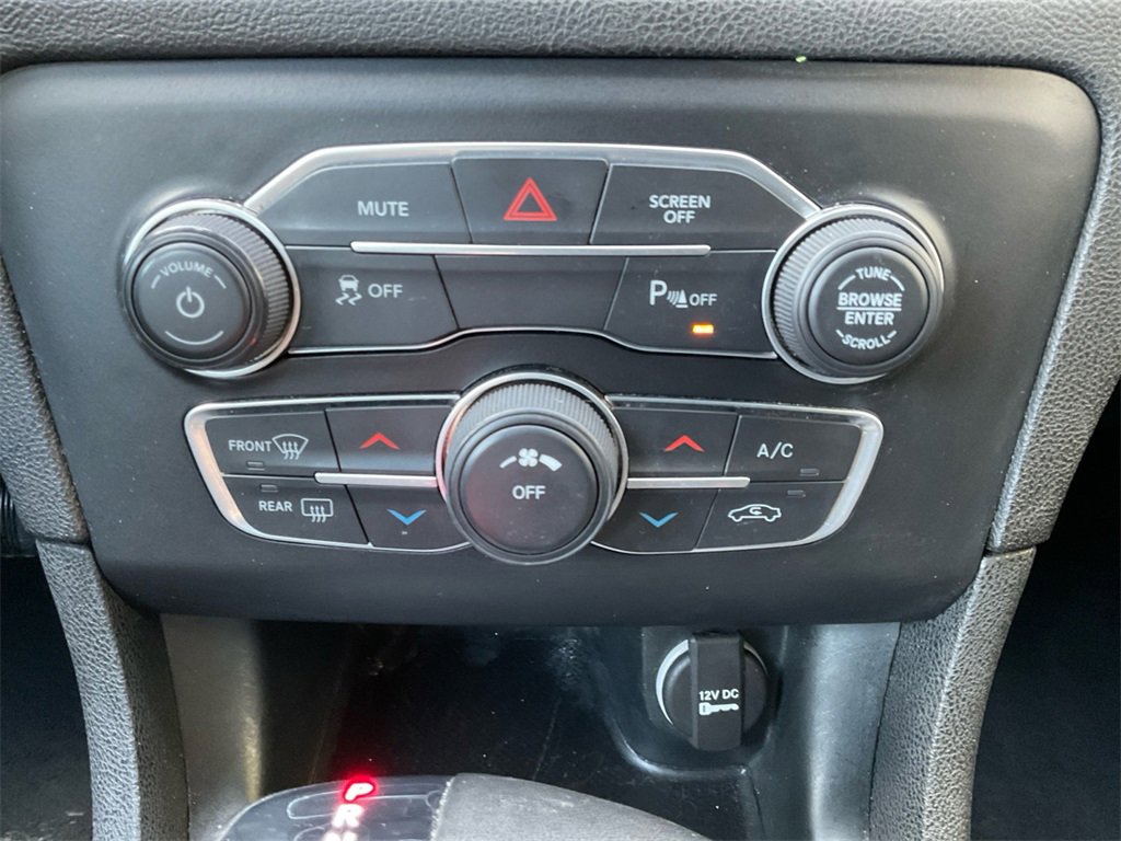 Certified 2023 Dodge Charger SXT image 24