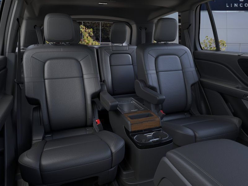 New 2026 Lincoln Aviator Reserve AWD/4WD image 11