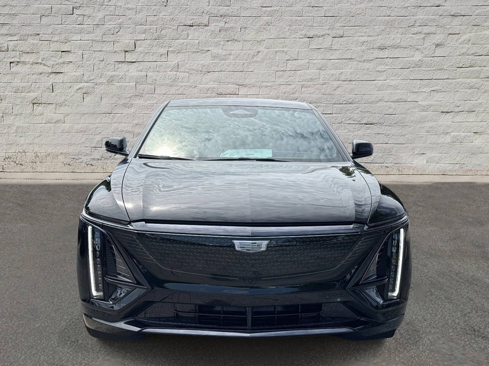 New 2025 Cadillac Lyriq Sport image 4