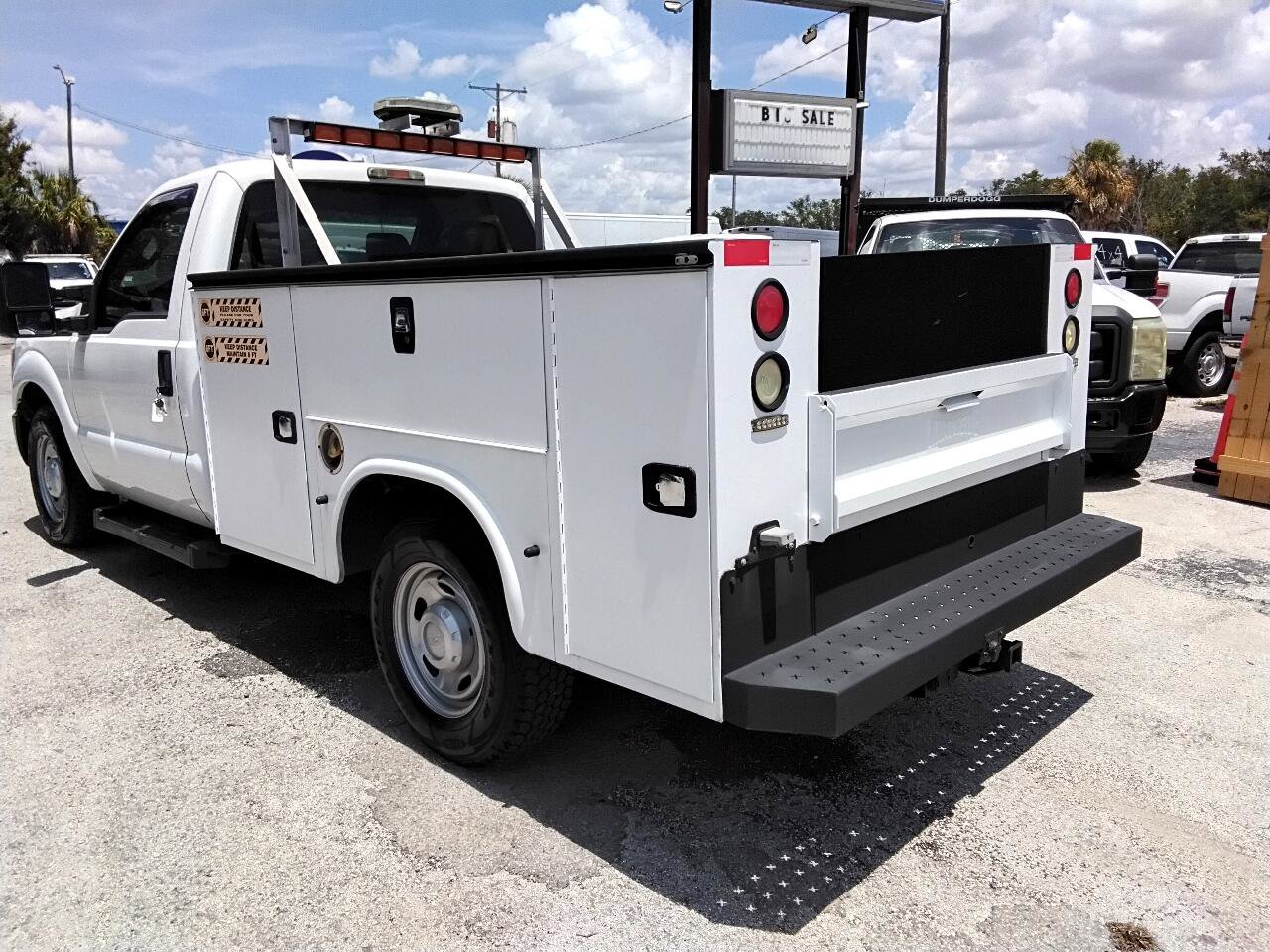 Used 2016 Ford F250 XL image 3