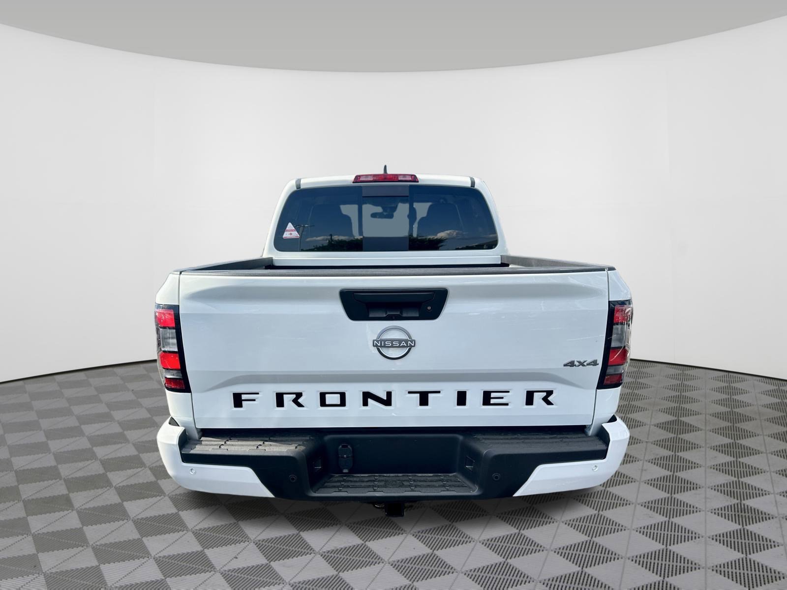 New 2026 Nissan Frontier SV image 18