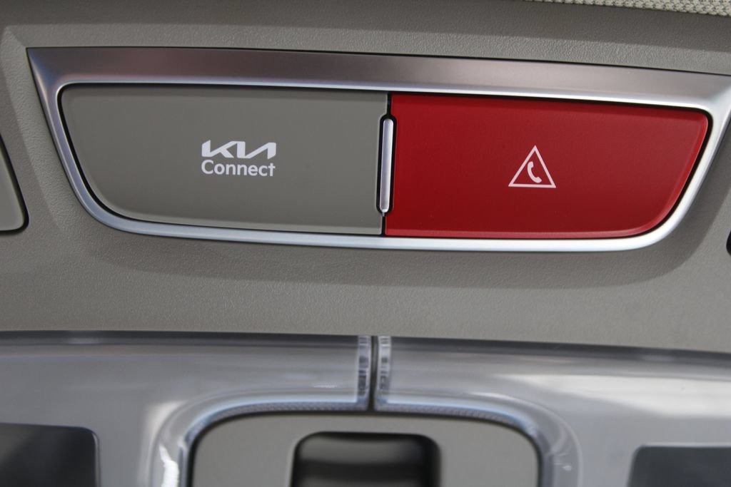 Certified 2024 Kia Telluride EX w/ EX Captain's Chair Package FWD image 61