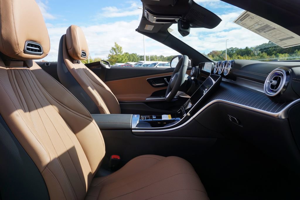 New 2026 Mercedes-Benz CLE 300 4MATIC Cabriolet image 60