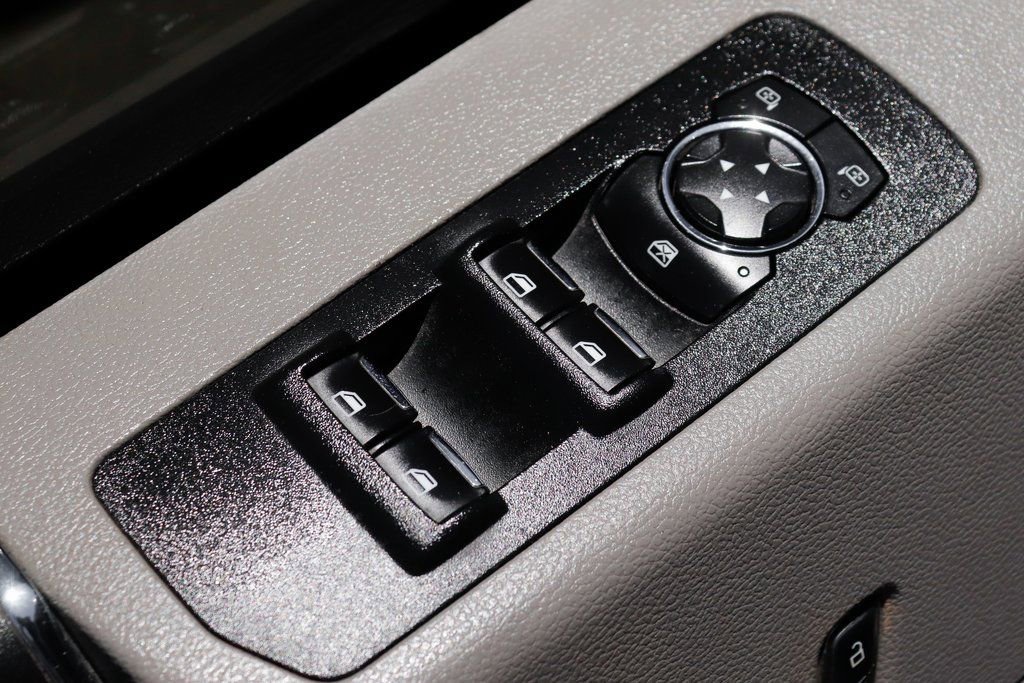 Used 2017 Ford F150 XLT image 16