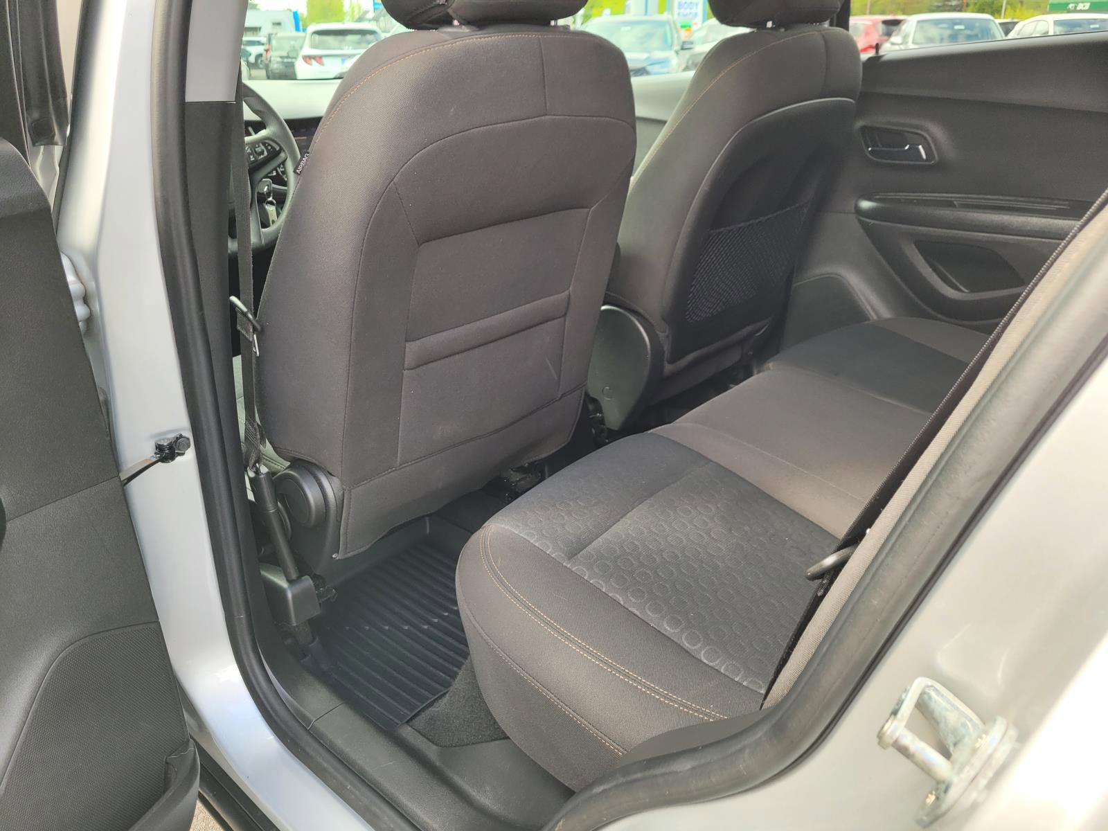 Used 2021 Chevrolet Trax LS w/ Tint and Cruise Package AWD/4WD image 14