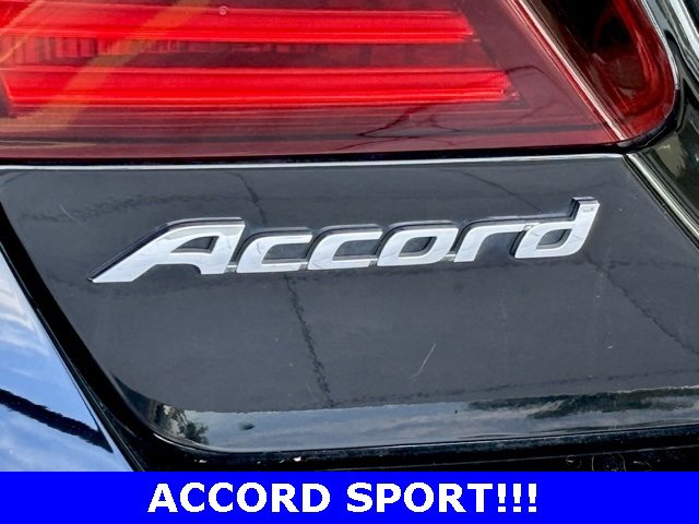 Used 2017 Honda Accord Sport image 9