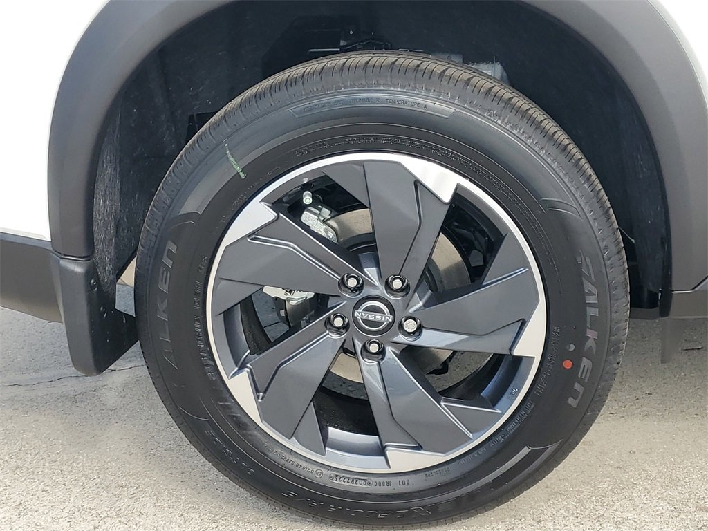 New 2026 Nissan Rogue SV image 3