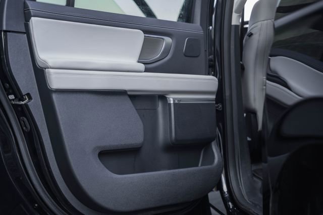 Used 2025 Ford Expedition Max Platinum w/ Driver's Package image 54