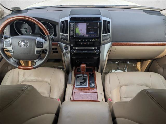 Used 2013 Toyota Land Cruiser AWD/4WD image 20