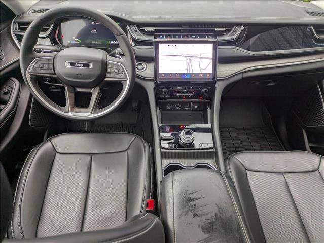 Used 2023 Jeep Grand Cherokee 30th Anniversary image 17