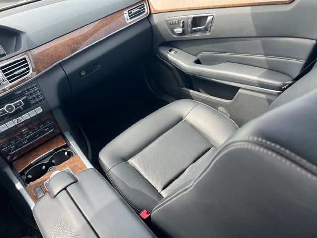 Used 2014 Mercedes-Benz E 350 4MATIC Sedan image 11