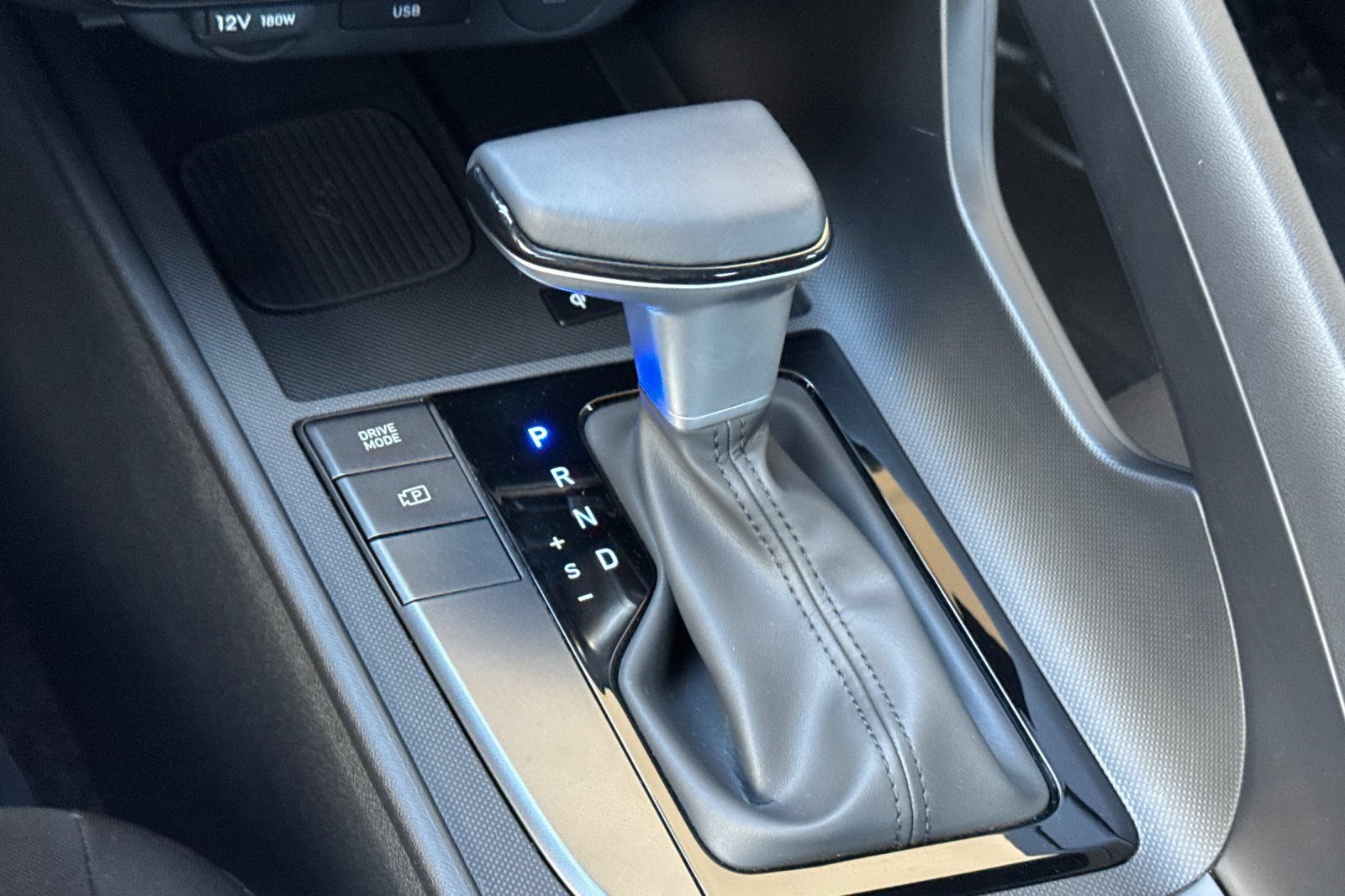 Certified 2026 Hyundai Elantra Sport FWD image 23
