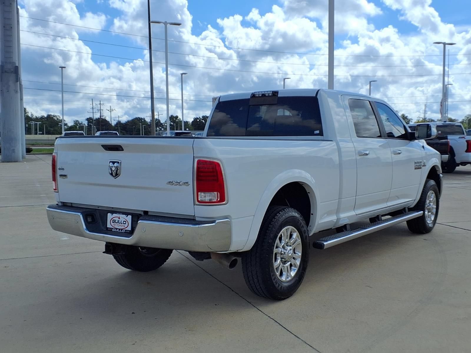 Used 2017 RAM 2500 Laramie AWD/4WD image 6