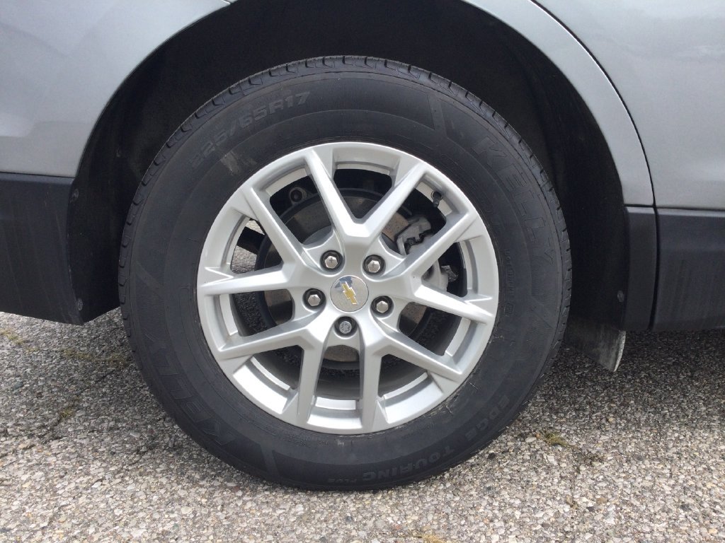 Used 2024 Chevrolet Equinox LT AWD/4WD image 9