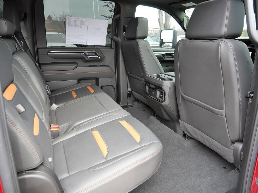 Used 2025 GMC Sierra 2500 AT4 w/ AT4 Premium Plus Package image 19