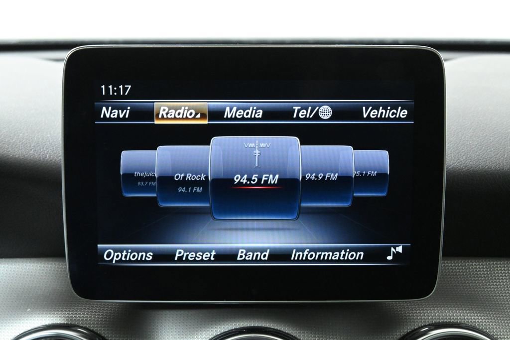 Used 2020 Mercedes-Benz GLA 250 4MATIC image 21