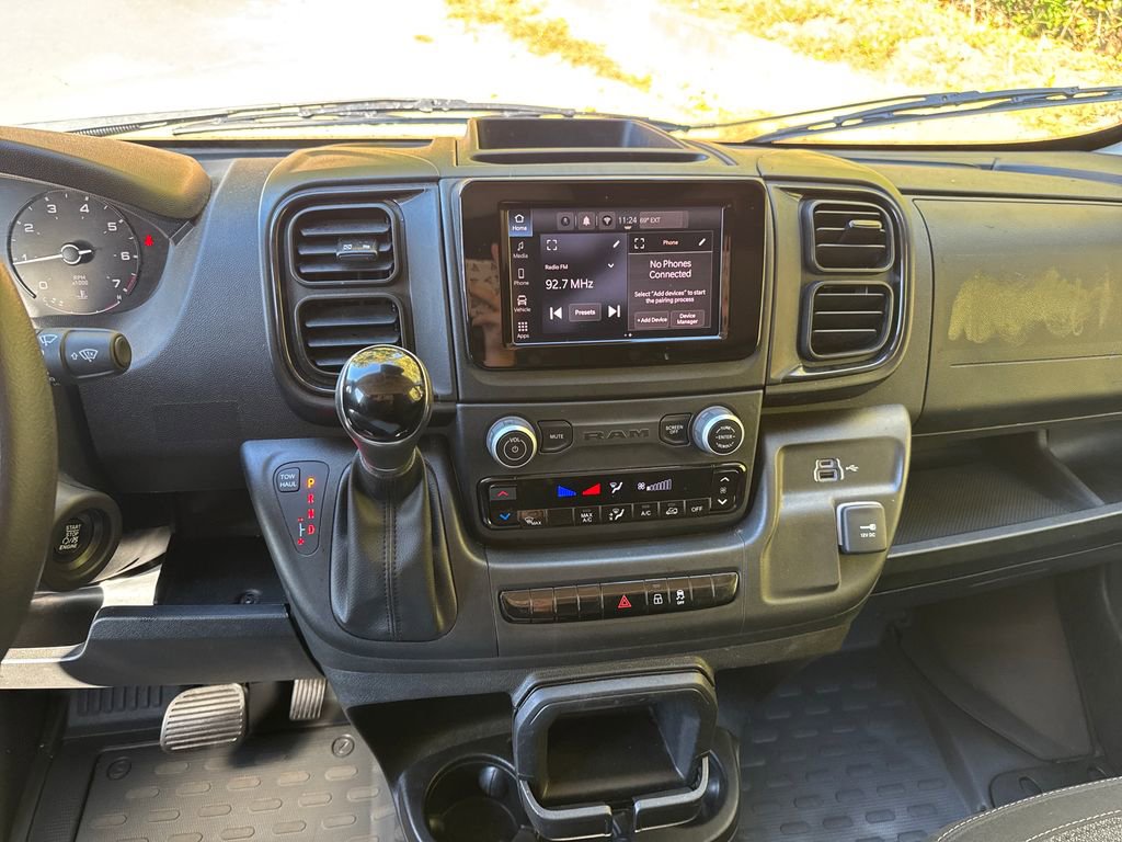 Used 2023 RAM ProMaster 2500 image 22