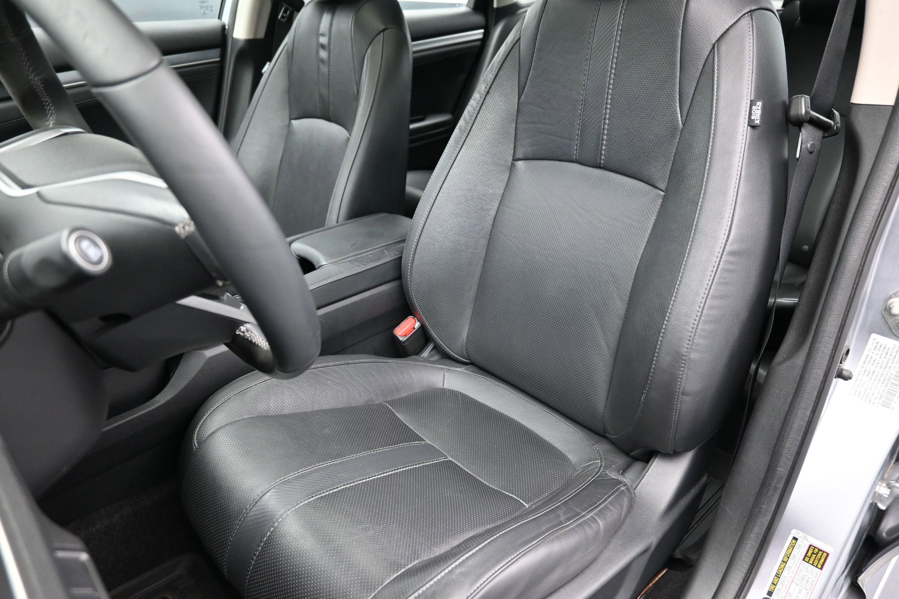 Used 2017 Honda Civic EX-L image 21