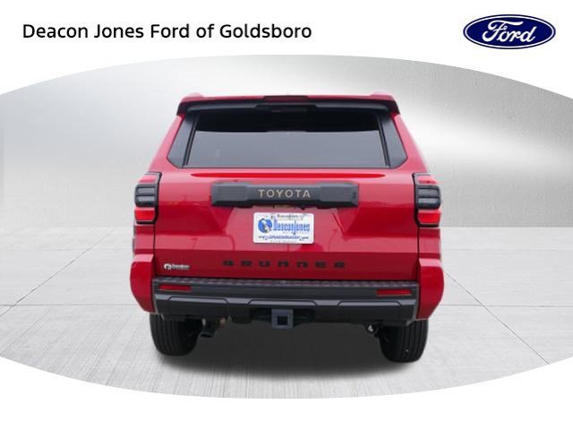 Used 2025 Toyota 4Runner SR5 image 4