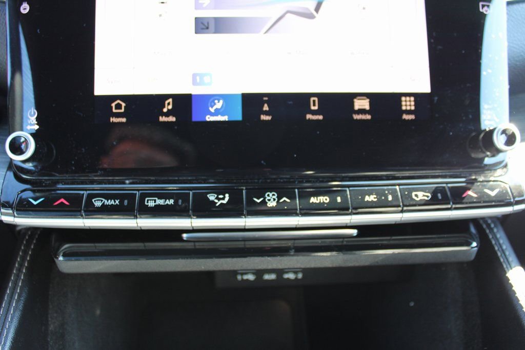 Used 2024 Jeep Wagoneer Series II image 33