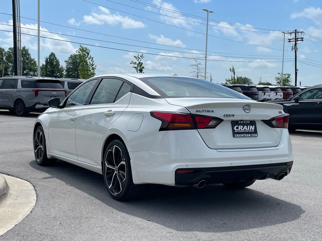 Used 2023 Nissan Altima 2.5 SR FWD image 5