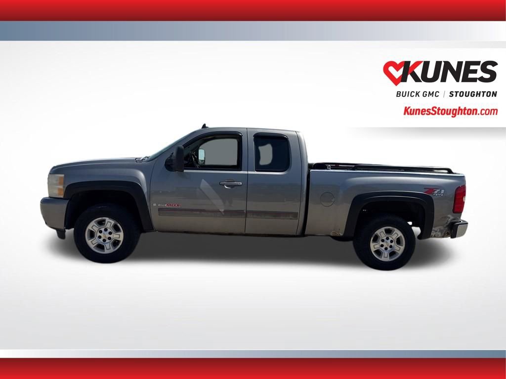 Used 2007 Chevrolet Silverado 1500 LTZ w/ Max Trailering Pack AWD/4WD image 6