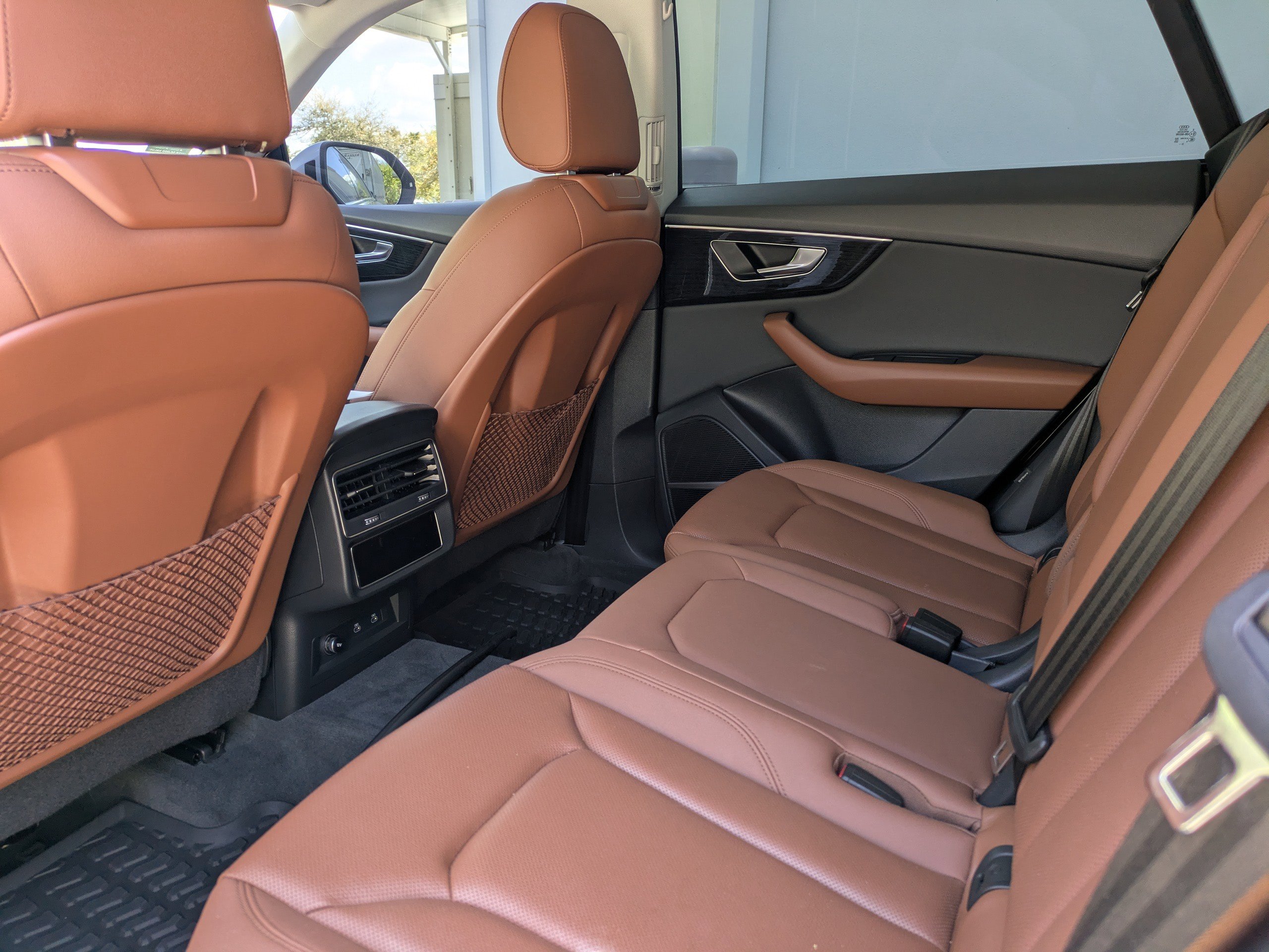 Used 2022 Audi Q8 Premium Plus AWD/4WD image 5
