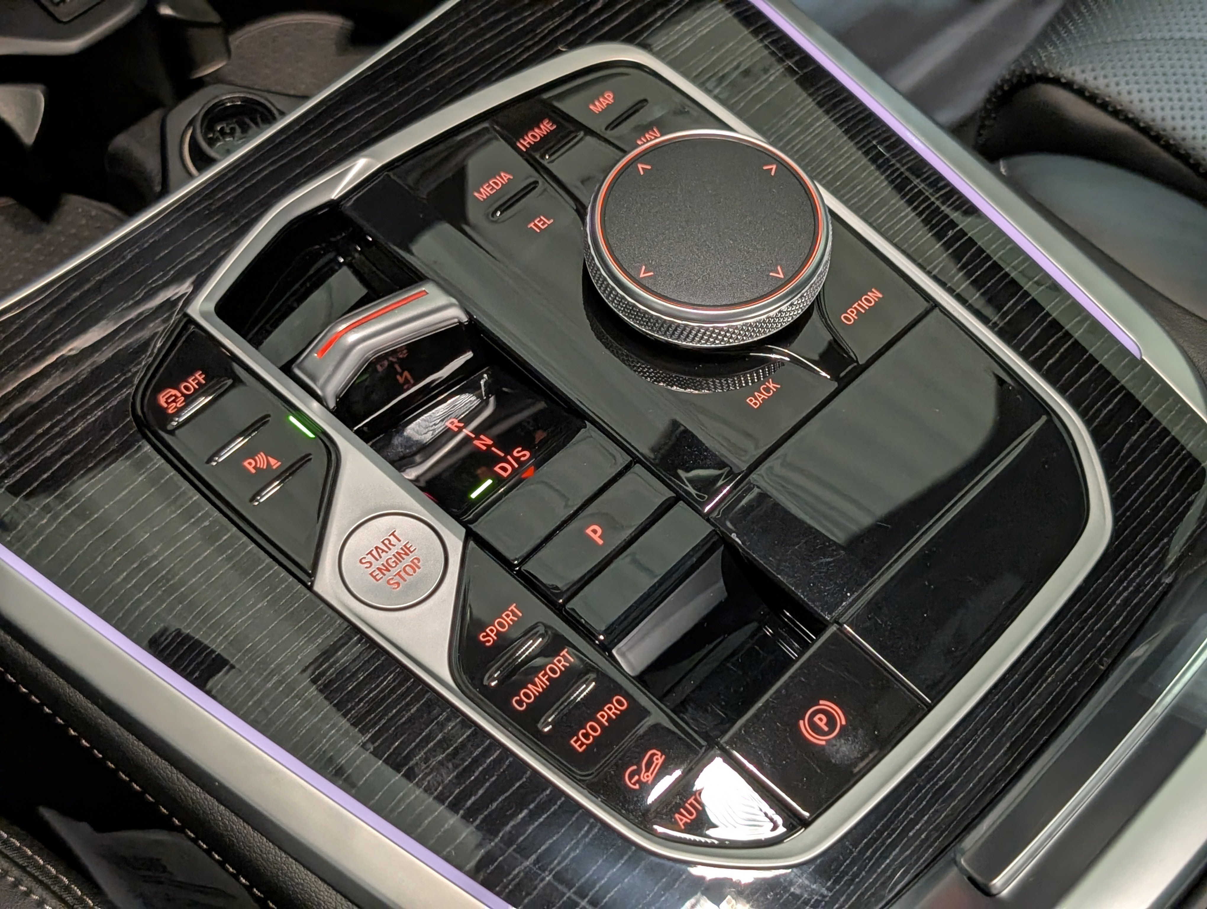 Used 2024 BMW X5 M60i w/ Climate Comfort Package image 34