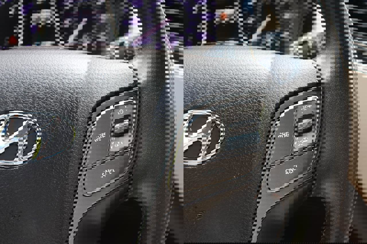 Used 2017 Hyundai Santa Fe Sport w/ Cargo Package image 29