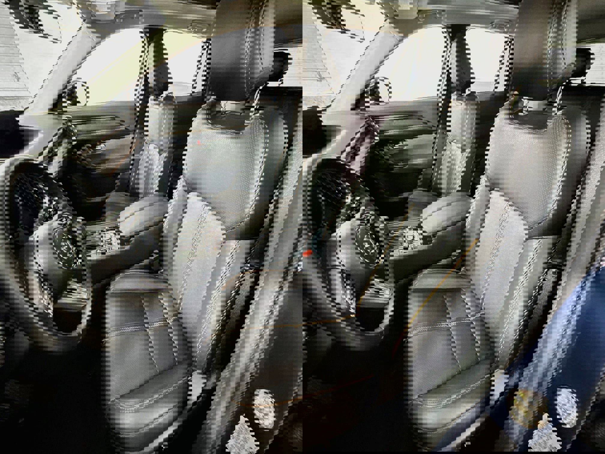 Used 2025 MAZDA CX-50 2.5 Hybrid w/ Premium Plus Pkg image 16