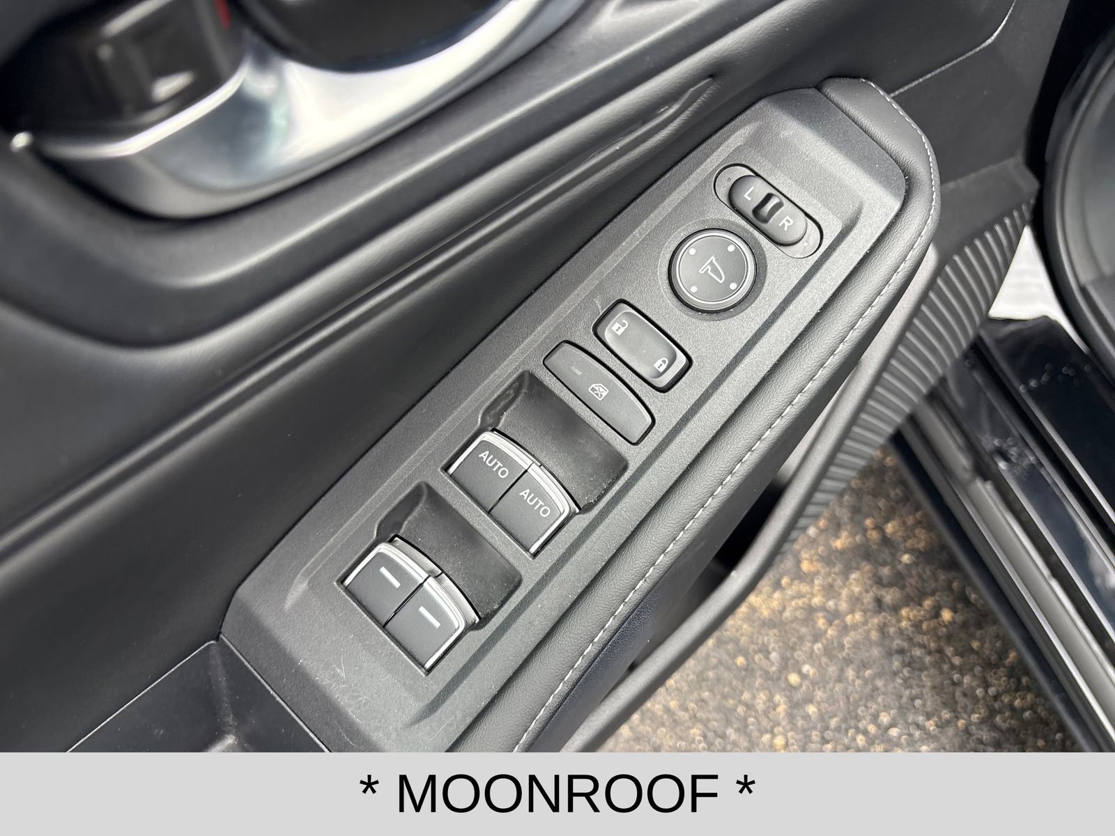 Used 2023 Honda Accord Sport image 11