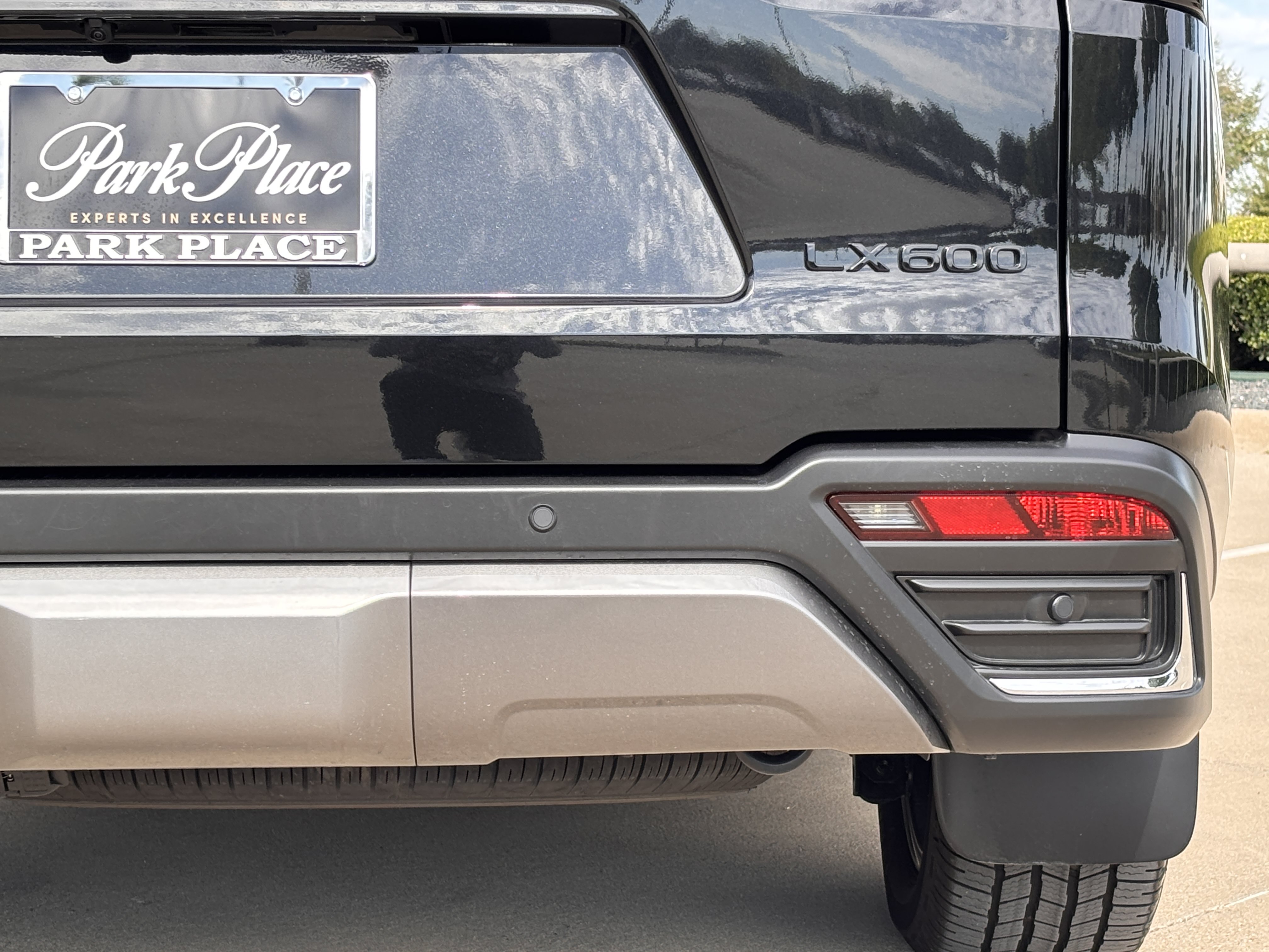 Certified 2026 Lexus LX 600 4WD w/ Accessory Package (Z1) image 13