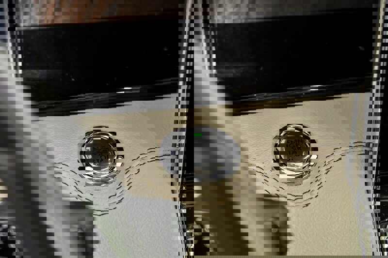 Used 2019 Lincoln Navigator Reserve image 24