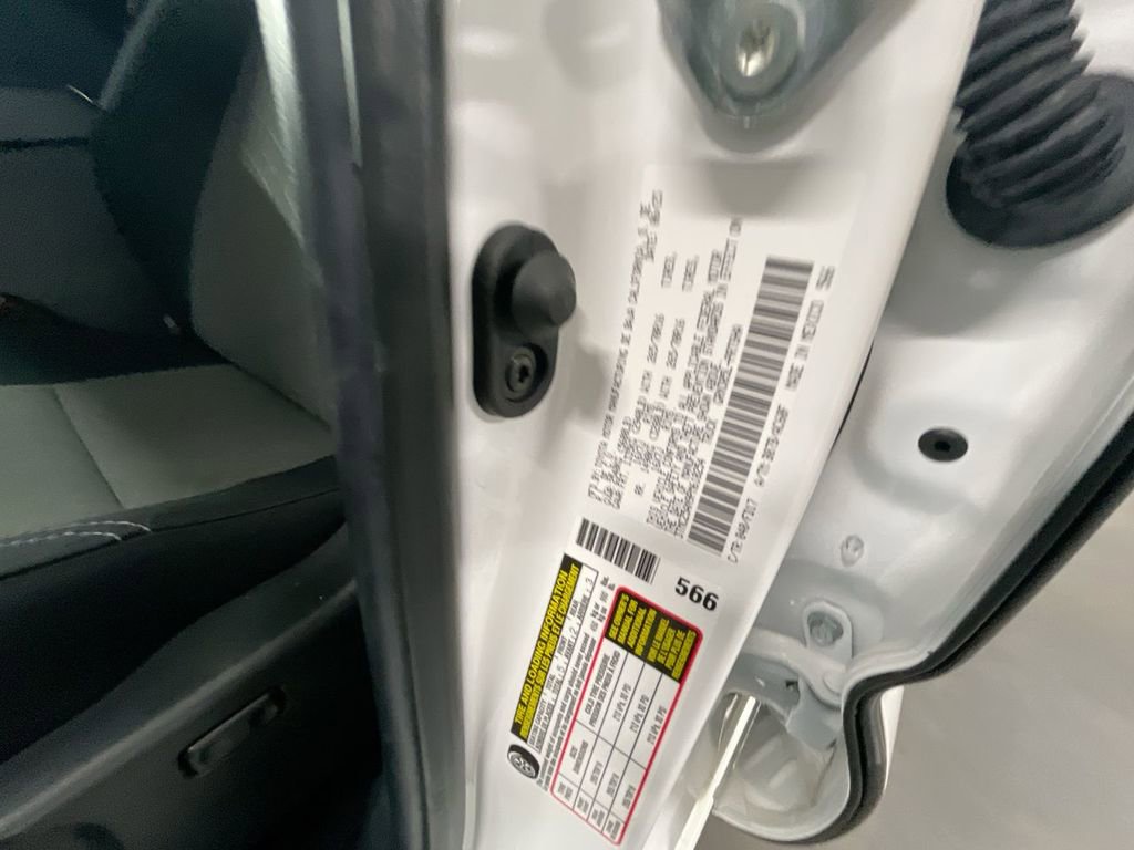 Used 2023 Toyota Tacoma TRD Off-Road image 31