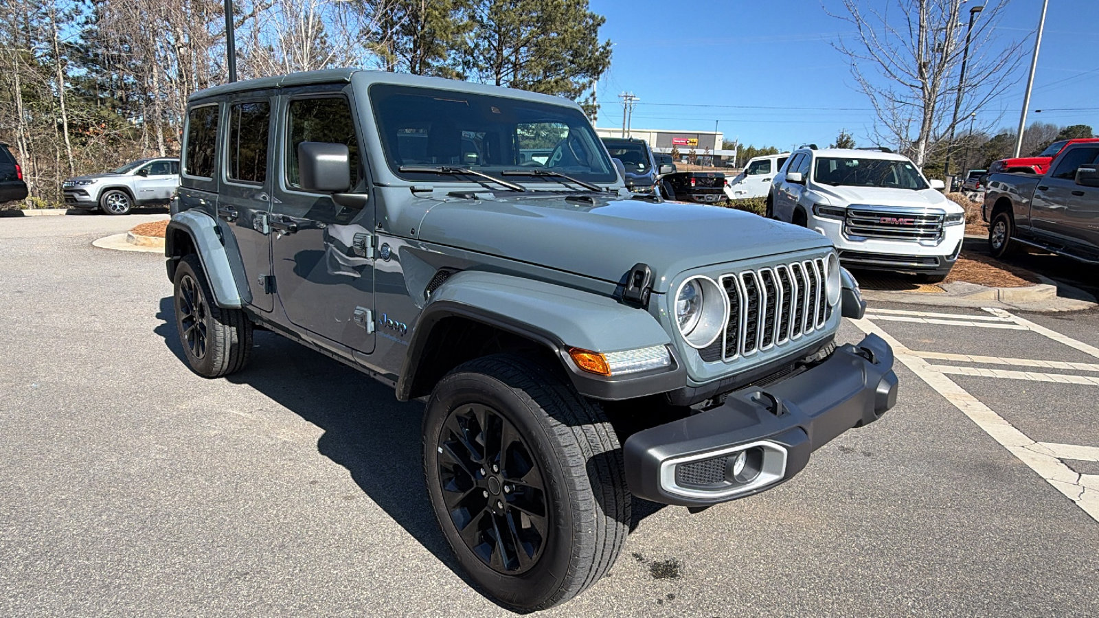 Used 2025 Jeep Wrangler Sahara w/ Safety Group image 5