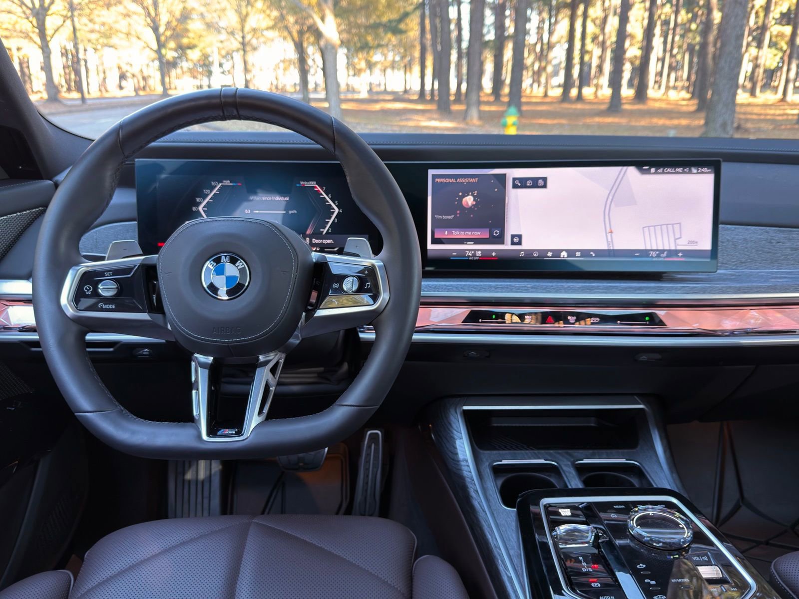 Used 2025 BMW 740i xDrive w/ Premium Package image 3