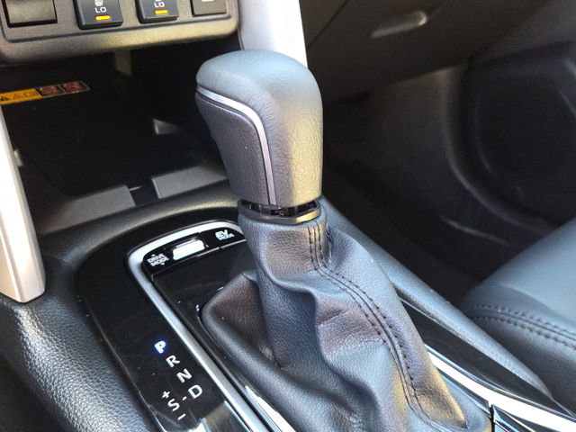 Used 2024 Toyota Corolla Cross XSE w/ Convenience Package image 24