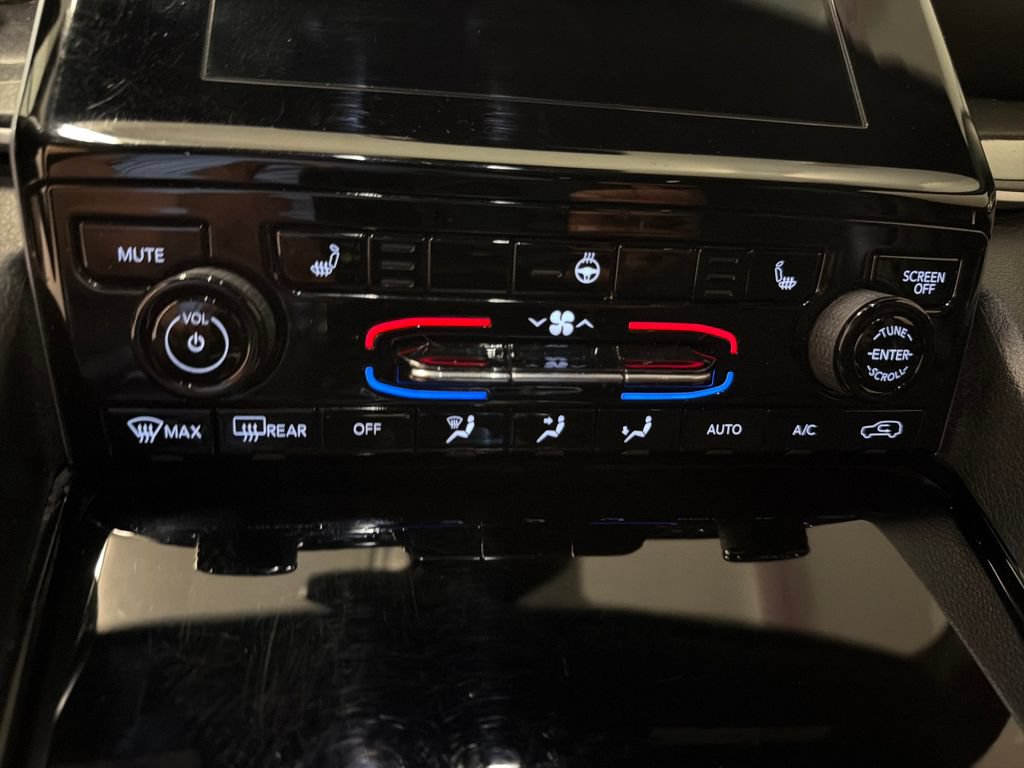 Used 2021 Jeep Grand Cherokee L Laredo AWD/4WD image 24