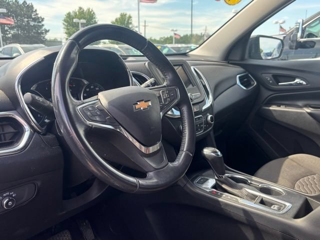 Used 2019 Chevrolet Equinox LT AWD/4WD image 13