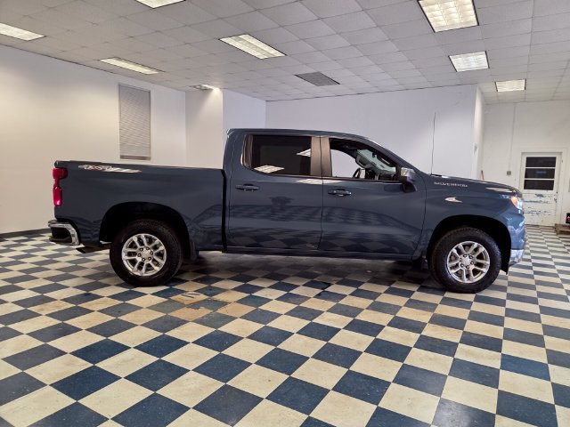 Used 2024 Chevrolet Silverado 1500 LT AWD/4WD image 9