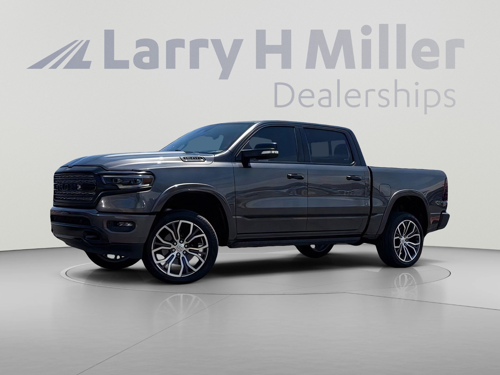 Certified 2022 RAM 1500 Limited AWD/4WD image 2