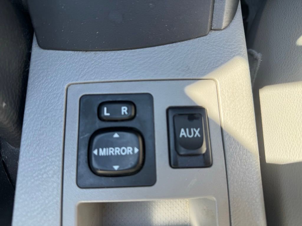 Used 2010 Toyota RAV4 Limited image 23