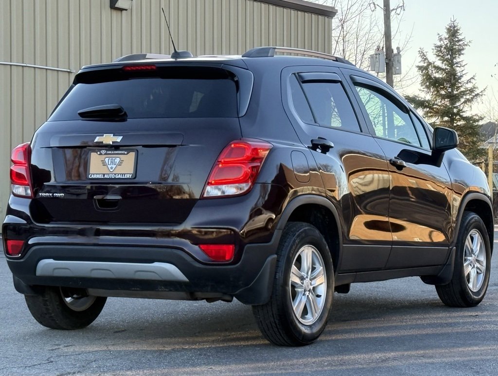 Used 2021 Chevrolet Trax LT w/ LT Convenience Package image 6