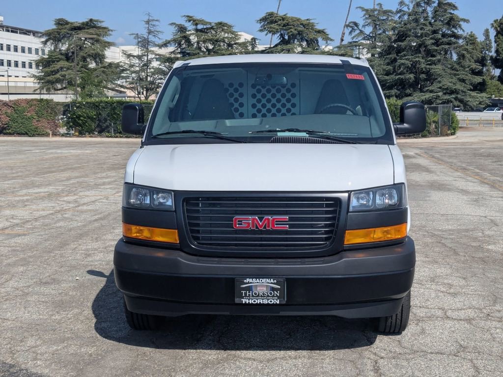 New 2026 GMC Savana 2500 w/ Driver Convenience Package image 2