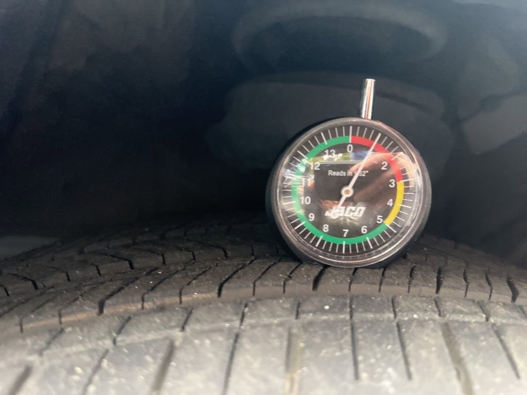 Used 2023 Toyota Corolla Cross L image 11