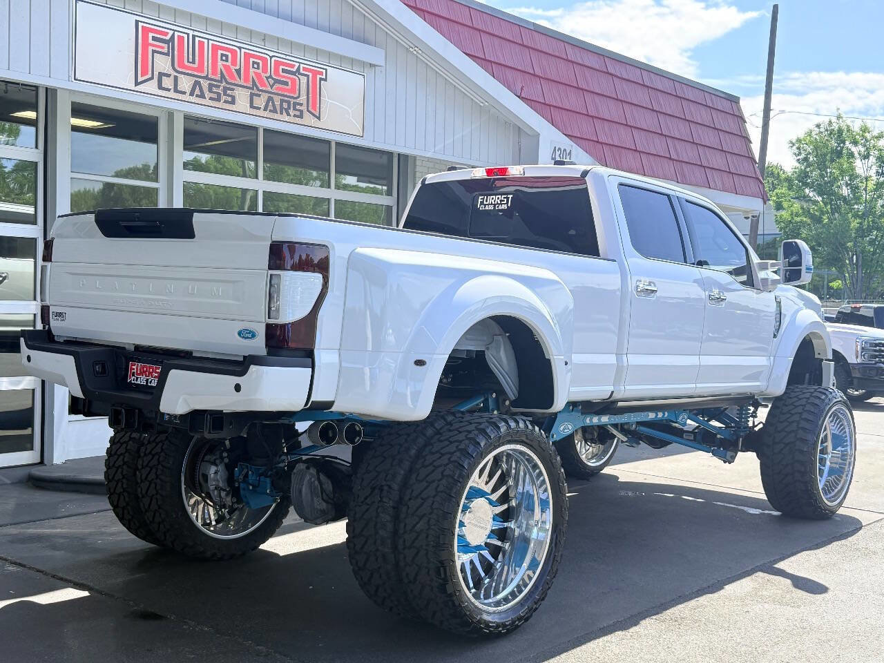 Used 2022 Ford F450 Platinum w/ FX4 Off-Road Package AWD/4WD image 6